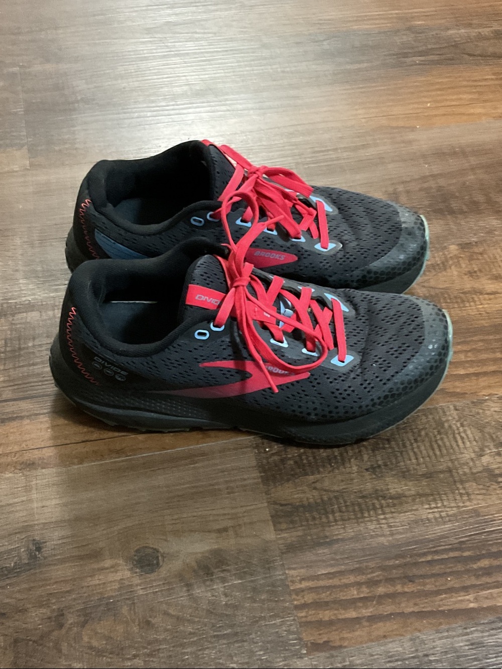 Brooks Kids Black Sneakers with Pink Accents